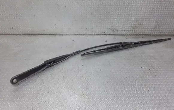 Opel Vivaro Windshield/front glass wiper blade 91165490