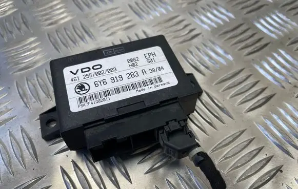 Skoda Fabia Mk1 (6Y) Parking PDC control unit/module 6Y6919283A