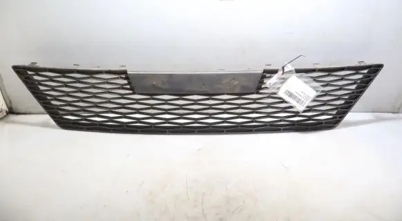 Seat Leon (1P) Front bumper