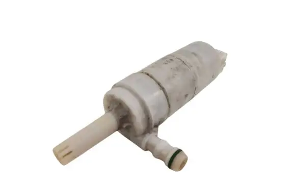 Volvo XC90 Windscreen/windshield washer pump 30663273