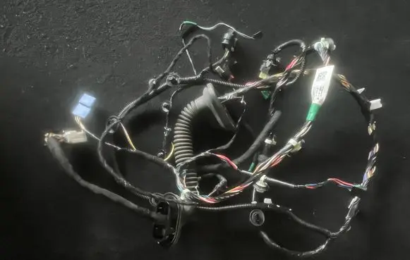 Tesla Model 3 Front door wiring loom 306795702B 3067957