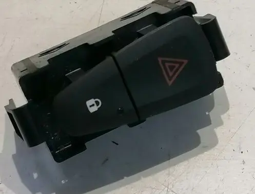 Renault Megane III Hazard light switch E3160101