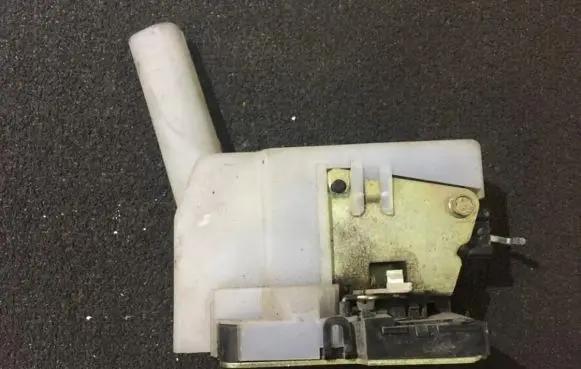 Renault Scenic I Rear door lock