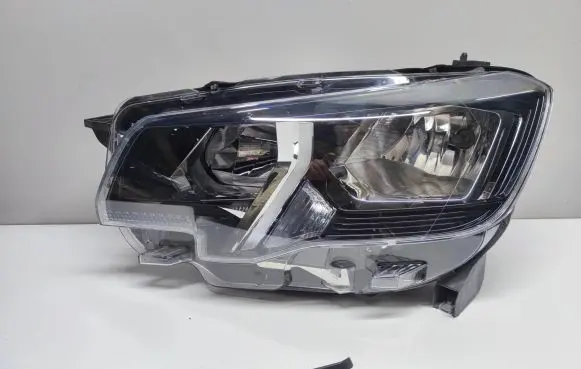 Peugeot Rifter Headlight/headlamp