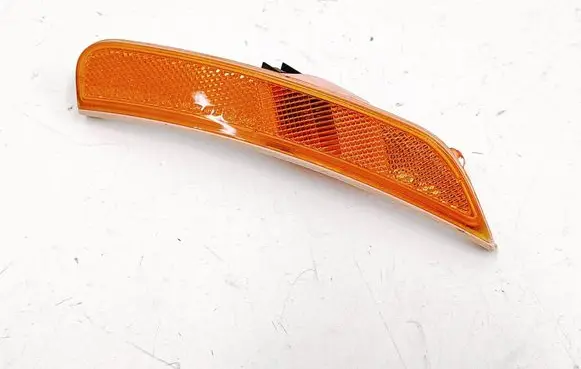Chrysler Pacifica Front reflector 68229423AA