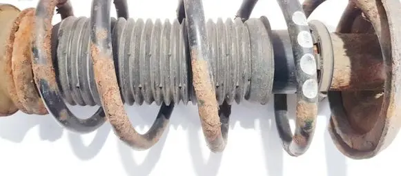 Volkswagen Golf III Front coil spring