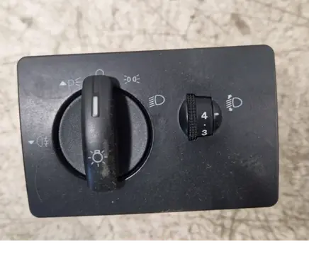 Ford Focus Light switch 498610