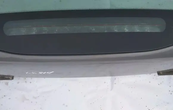 Volvo V50 Third/center stoplight