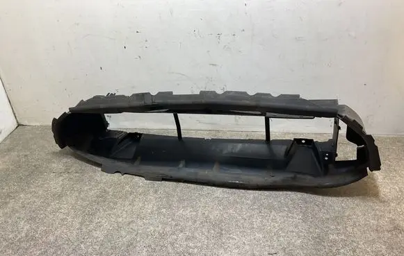 Ford Puma Intercooler air channel guide L1TB8312A