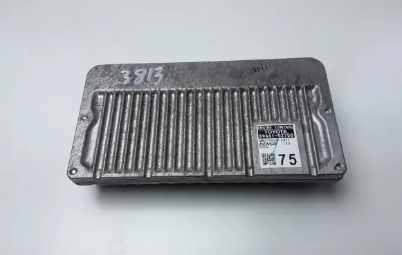 Toyota Auris E180 Engine control unit/module 896610Z750
