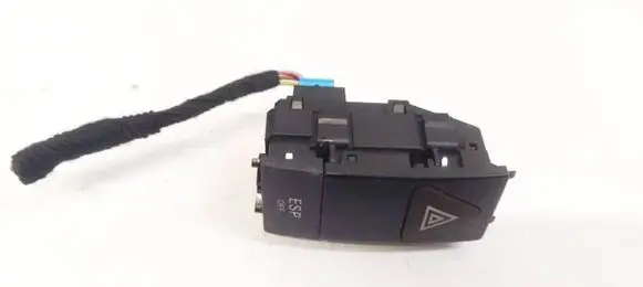 Mercedes-Benz C AMG W204 Hazard light switch 2048706558 33690102