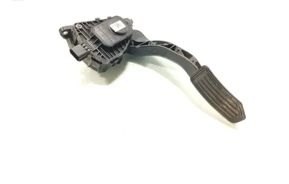 Ford Mondeo MK V Accelerator throttle pedal D1515-051514 697988C-002