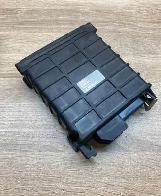Audi 100 200 5000 C3 Engine control unit/module ECU 811906264C 0280800128