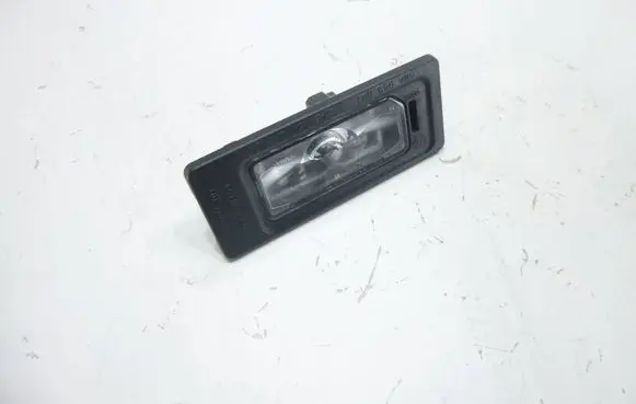 Audi A4 S4 B9 Number plate light 5NA943021