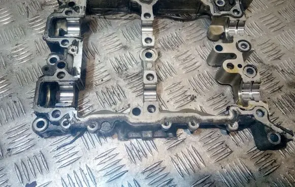 Subaru Outback Camshaft holder 