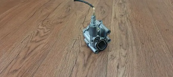 Renault Scenic IV - Grand scenic IV Oil pressure sensor 72401225