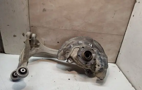Audi A6 S6 C6 4F Front wheel hub R4F0258
