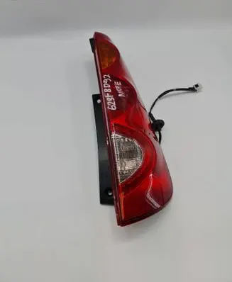 Nissan Note (E11) Rear/tail lights 22016752 11074