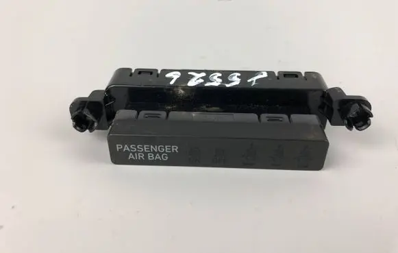 Hyundai Kona II Passenger airbag on/off switch 95950BE110TJ5