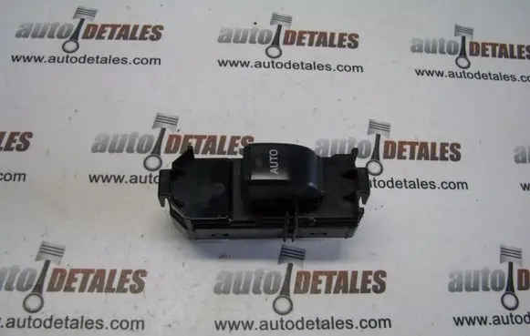 Toyota Avensis Verso Electric window control switch 8403044020