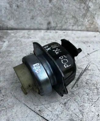 BMW X6 E71 Engine mount bracket P685751903 16004212