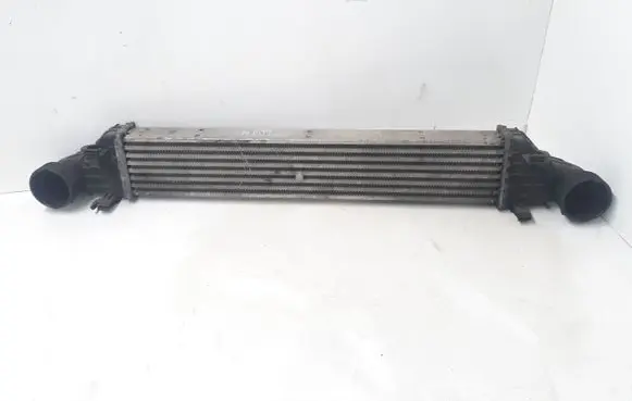 Mercedes-Benz E W211 Intercooler radiator A2115001002 BEHR71107