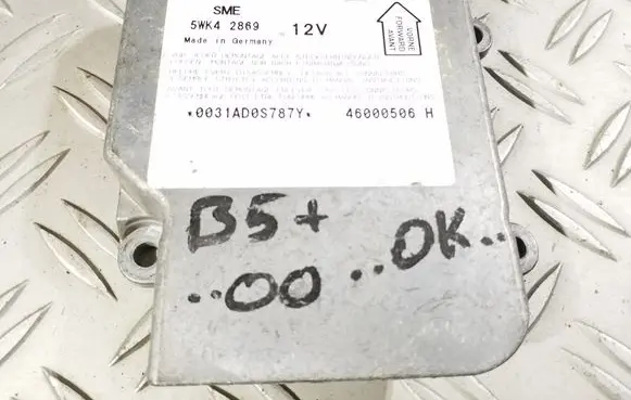 Volkswagen PASSAT B5.5 Airbag control unit/module 6Q0909605B 5WK42869 46000506H