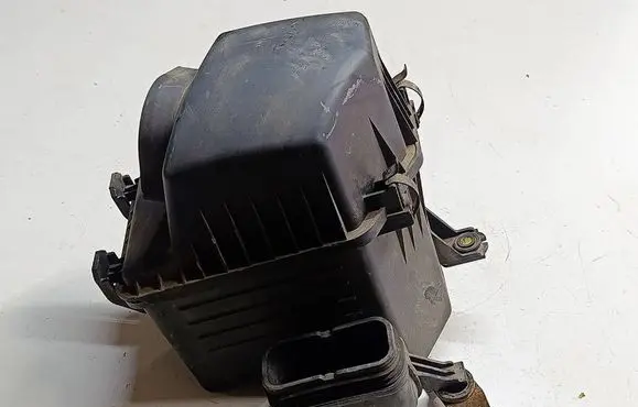 Hyundai ix35 Fuel filter housing 281102S000U3 281102S000