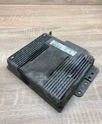 Renault Scenic I Engine control unit/module ECU HOM7700870794 S103750016A 7700107003D