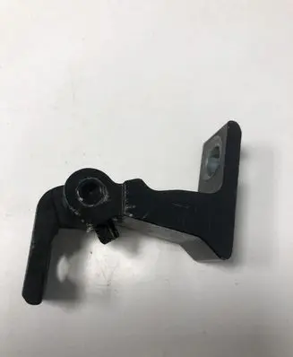 Audi A6 S6 C7 4G Rear door lower hinge 4G0831402A