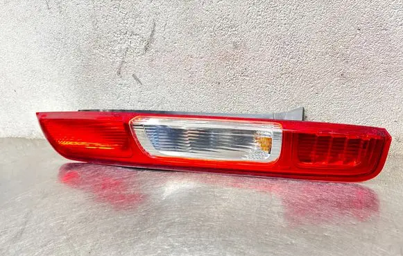 Ford Focus Rear/tail lights 4M5113404A