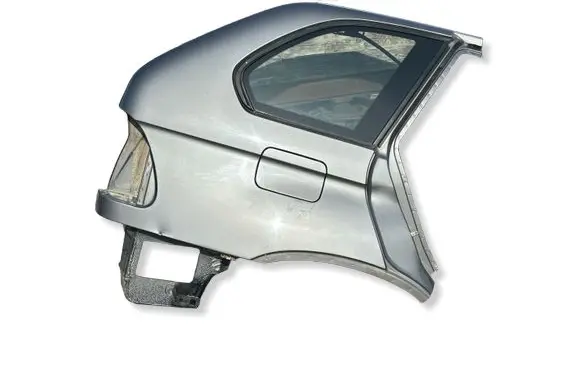 BMW X5 E53 Rear arch 