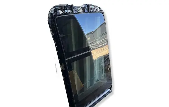 Chrysler Pacifica Sunroof set 30024769J