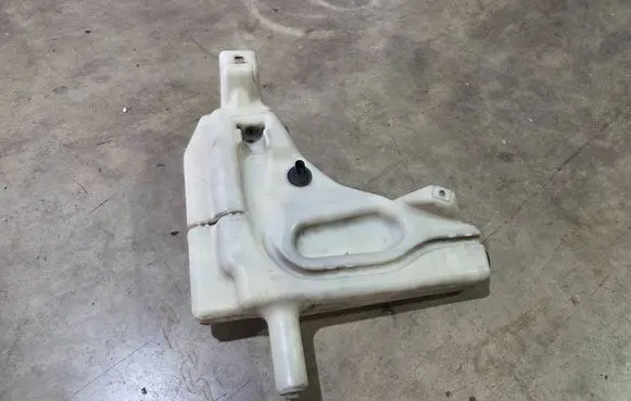 Audi Q7 4L Windshield washer fluid reservoir/tank 4L0955453