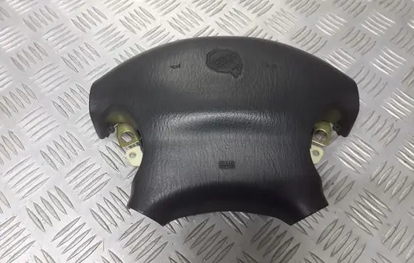 Chrysler 300M Steering wheel airbag