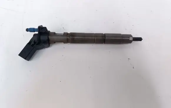 Hyundai ix35 Fuel injector 338002F300 0445116018