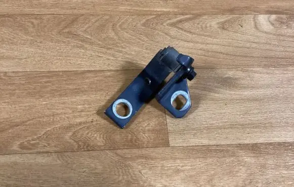 Ford C-MAX II Rear door lower hinge