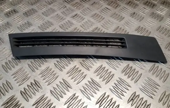 Jeep Grand Cherokee (WK) Dashboard air vent grill cover trim 1DQ54TRMAA