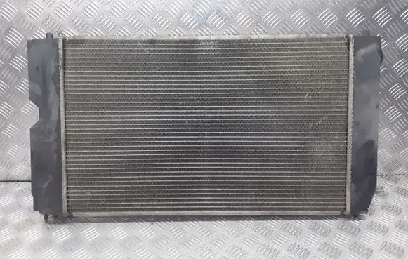 Toyota Avensis T250 Radiator set 6464701E