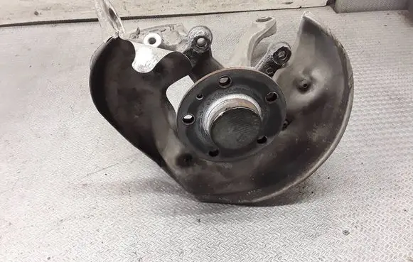 Audi A4 S4 B8 8K Rear wheel hub spindle/knuckle