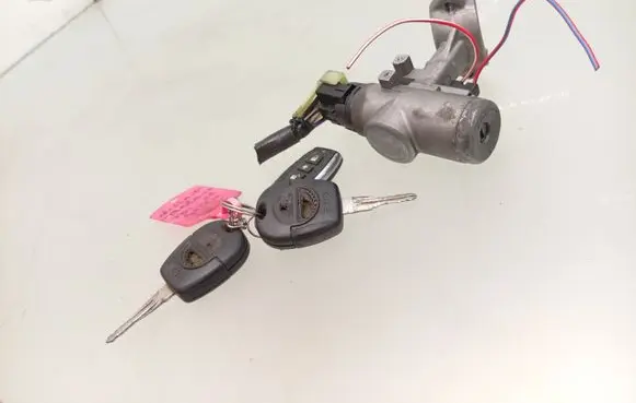 Nissan Terrano Ignition lock 9108