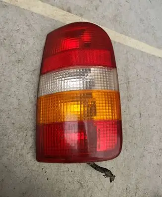 Chevrolet Blazer Rear/tail lights E95084