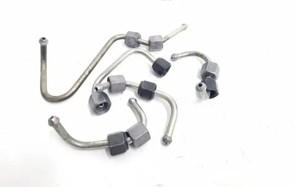 Peugeot 508 RXH Fuel injector supply line/pipe 