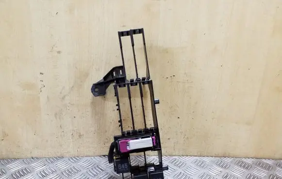 Audi A6 C7 Relay mounting block 4G0971845A
