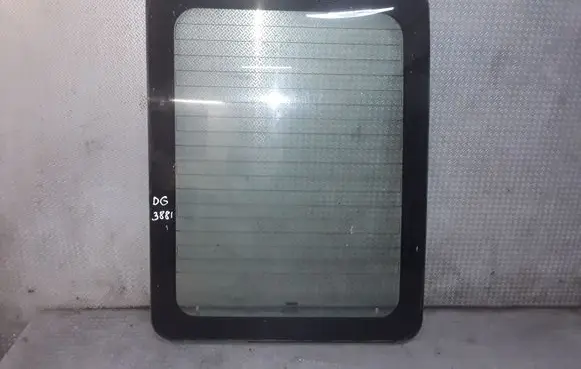 Iveco Daily 35.8 - 9 Loading door trunk window/glass 