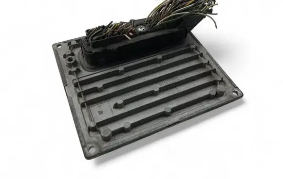 Ford Fusion Engine control unit/module ECU 4S6112A650LC