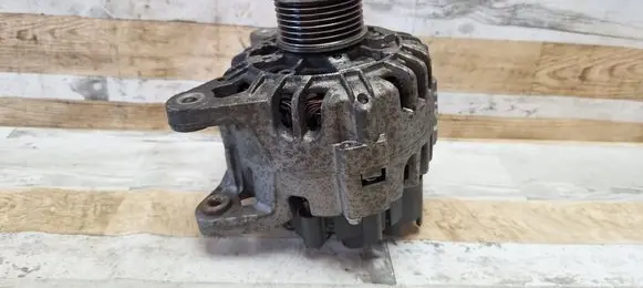 Renault Twingo II Generator/alternator 8200654541C TG9B042 2543509D