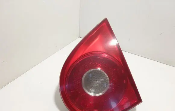 Volkswagen Golf V Tailgate rear/tail lights 1K6945094G