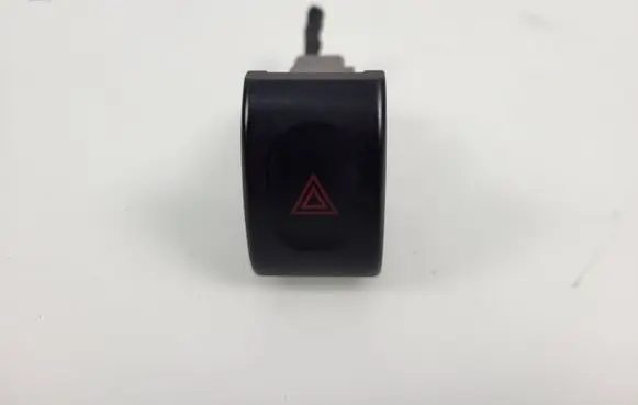 Chevrolet Tacuma Hazard light switch