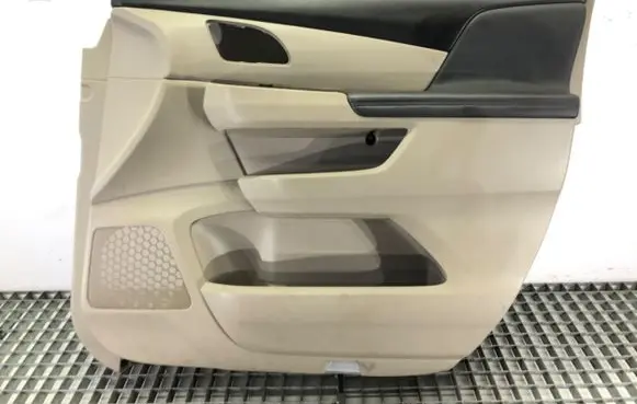 Honda Odyssey Front door card panel trim